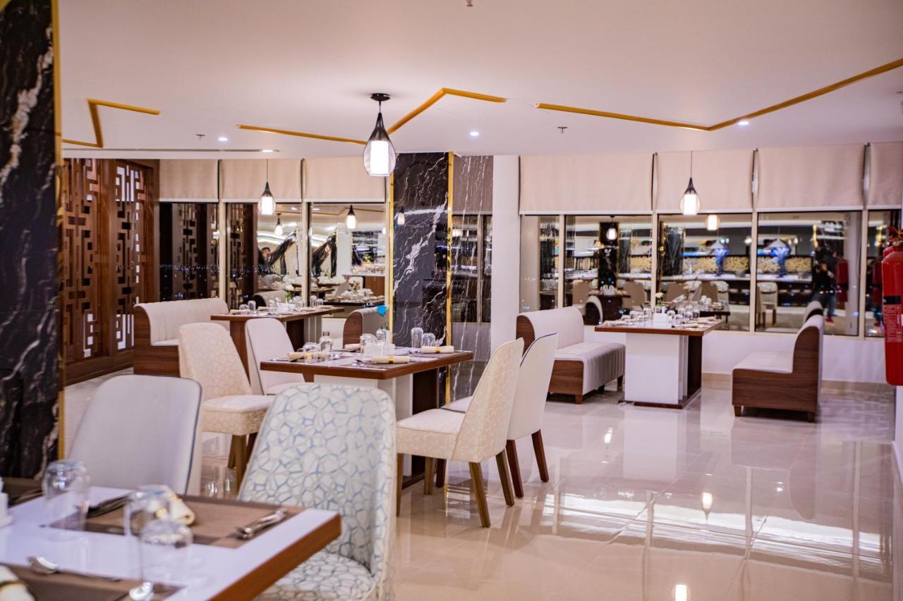 Le Park Concord Hotel Najran Exteriör bild